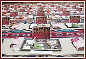 All mahapuja participants were given a murti, upvastra and plate as a memento