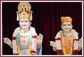 Annakut offered before Murtis