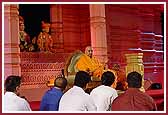 Yuvaks listen to Swamishri's blessings