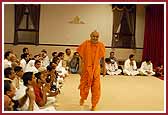 Swamishri's morning walk