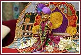 Shri Harikrishna Maharaj 