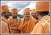  Swamishri meets saints 
