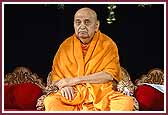 Swamishri sits on a swing to mark the beginning of the Hindolo Utsav