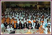  Pujya Viveksagar Swami addresses the welcome assembly