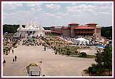 Devotees and aspirants wait to do darshan of the murtis and mandir        