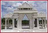 The intricately carved Gate Pramukh Dwar