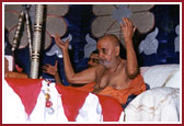 On August 31, Swamishri and the saints changed their sacred threads as prescribed by Hindu scriptures