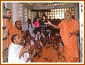 Throwing a a ball of flower, Sarangpur