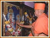 Shri Akshar Purushottam Swaminarayan Mandir, Murti Pratishtha ceremony, Nani Tambadi, 10 May 1999