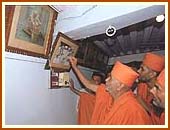 The house where, Shastriji Maharaj spent his childhood years, 9 July, 1999