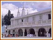 The newly renovated Akshar Purushottam  mandir