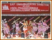 Balaks performing welcome dance, Sep 17 1999 