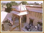 Newly built Shri Swaminarayan Mandir,31 Oct 99