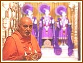 Performing arti