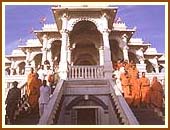 Decending the steps of Gadhada Mandir