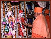 Performing Murti Pratishtha ceremony of Akshar Purushottam Maharaj