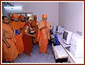 Inaugurates a Computer Center in the Mandir complex