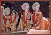 Blessing an audience of devotees in the newly inaugurated mandir
