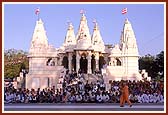Swamishri in his daily evening walk before the mandir