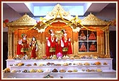 Annakut placed before the newly consecrated murtis