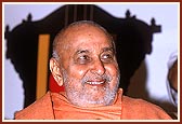 Swamishri smiling during the shibir