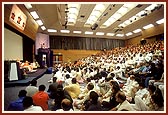 Swamishri addresses the Family Shibir comprising of 1017 youths and children