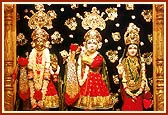 Shri Harikrishna Maharaj and Shri Radha Krishna Dev