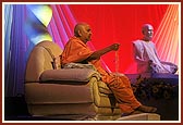 Swamishri narrates how he was given a sacred rosary by Shastriji Maharaj...