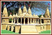 Model for the new Shikharbaddh mandir in Houston