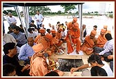 Flooding the pit with sanctified water