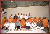 Swamishri after a meeting with the Board of Trustees at the Akshardham site