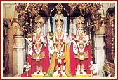 Shri Dham, Dhami and Mukta