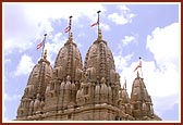 Shri Swaminarayan Mandir, Surat 