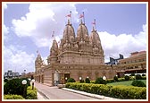 Shri Swaminarayan Mandir, Surat