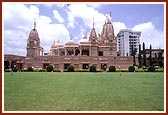 Shri Swaminarayan Mandir, Surat 