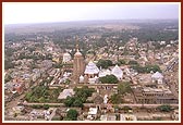 Aerial views of the magnificent 800 year-old Jagannathpuri mandir