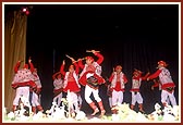 Swamishri attends Bal-Kishore day assembly where balaks and kishores present folk dances and cultural programs