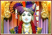 Beautifully adorned murtis of Swaminarayan Mandir, Anand