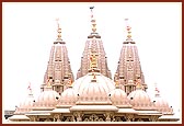 The beautifully carved mandir in consonance with Hindu Sthapti Shastra has become a sanctuary for darshan and contemplation&nbsp;
