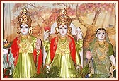 Shri Harikrishna Maharaj and Shri Laxmi Narayan Dev decorated for Bal Din