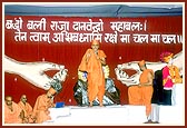 Swamishri blesses on Rakshabandhan day