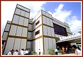 Awaiting the inauguration of Pramukh Swami Computer Institute (PCI)