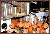 A wooden cot that belonged to Anandji Sanghediya that was sanctified by Shriji Maharaj