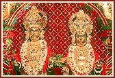 Beautifully adorned murtis of Shri Akshar Purushottam Maharaj