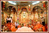 Swamishri before the feast of items offered to Thakorji on Annakut festival