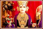 Shri Harikrishna Maharaj