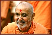 Divine darshan of Swamishri&nbsp;&nbsp;