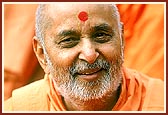 Divine darshan of Swamishri&nbsp;&nbsp;