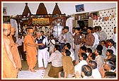 Swamishri meets the devotees after Thakorji's darshan at the Hari mandir, Bharuch