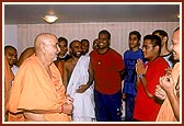 Swamishri asks the youths from abroad about the nagar yatra